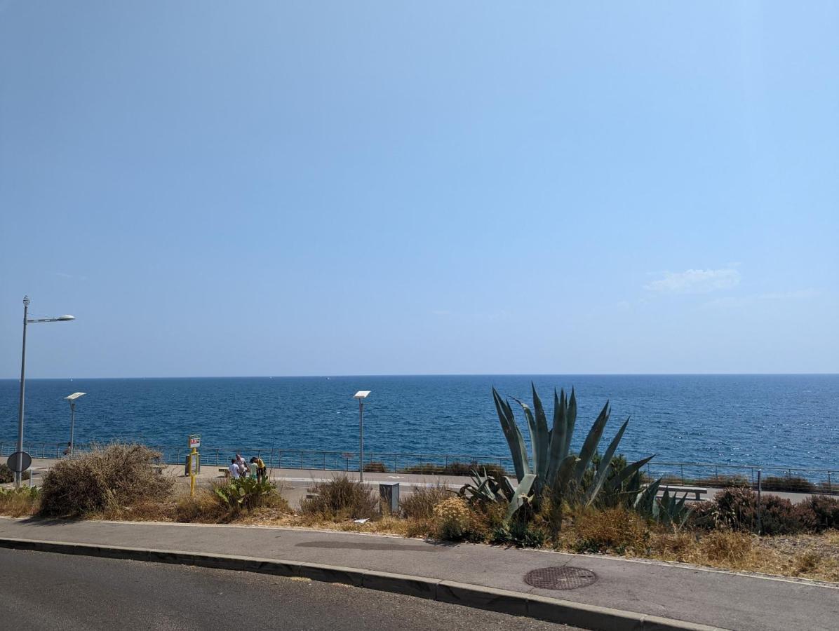 Les Salins A Sete Proche Plages Екстериор снимка